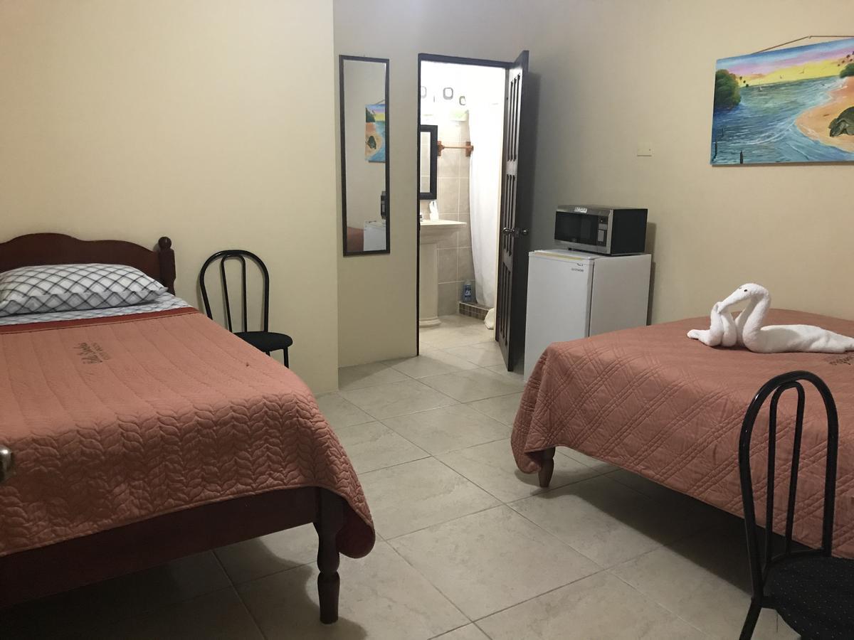 Bella Sombra Guest House Downtown Belize City Exteriör bild
